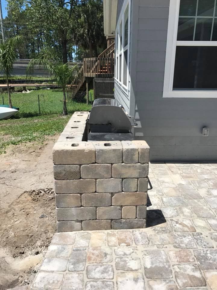 Decks — Grill 1